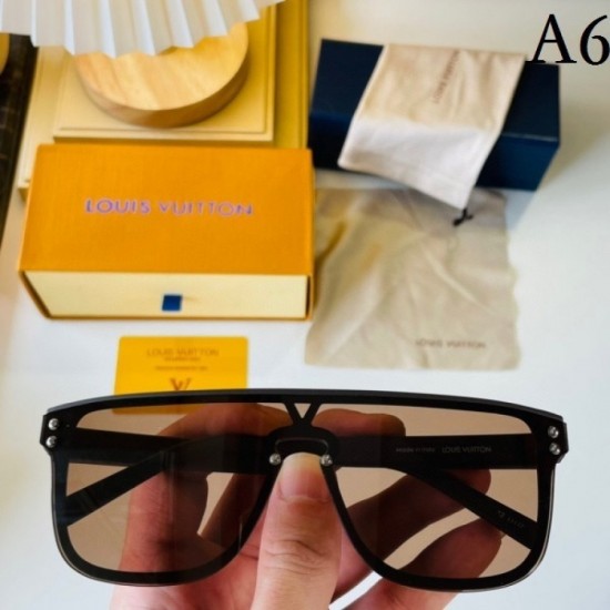 Sunglasses multicolor selectable 2022SS LOUIS VUITTON Louis Vuitton Sunglasses multicolor selectable 2022SS LOUIS VUITTON Louis Vuitton