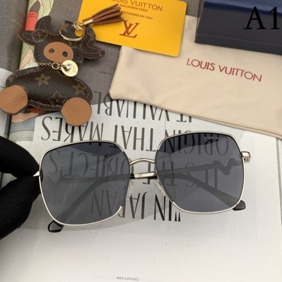 Sunglasses multicolor selectable 2022SS 100% new LOUIS VUITTON Louis Vuitton Sunglasses multicolor selectable 2022SS 100% new LOUIS VUITTON Louis Vuitton