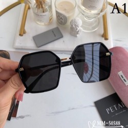 Sunglasses multicolor selectable 2022SS Popular this summer MIU MIU