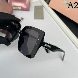 Sunglasses multicolor selectable 2022SS MIU MIU that can be used all year round