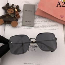 Sunglasses multicolor selectable 2022SS Love at first sight MIU MIU