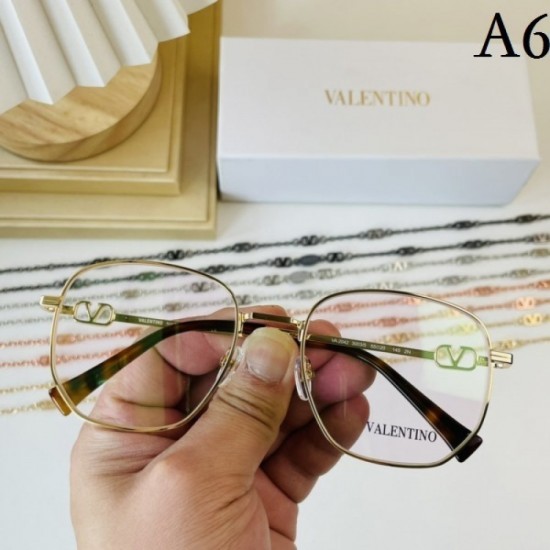 Sunglasses multicolor selectable 2022SS This season has a fashionable feeling VALENTINO Valentino Sunglasses multicolor selectable 2022SS This season has a fashionable feeling VALENTINO Valentino