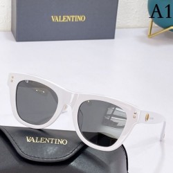 VALENTINO Sunglasses Multicolor selectable Year-end and New Year sale
