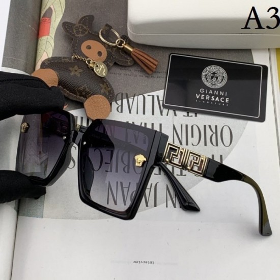 Sunglasses multicolor selectable 2022SS A must-have item for summer VERSACE Versace Sunglasses multicolor selectable 2022SS A must-have item for summer VERSACE Versace