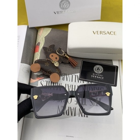 Sunglasses multicolor selectable 2022SS A must-have item for summer VERSACE Versace Sunglasses multicolor selectable 2022SS A must-have item for summer VERSACE Versace