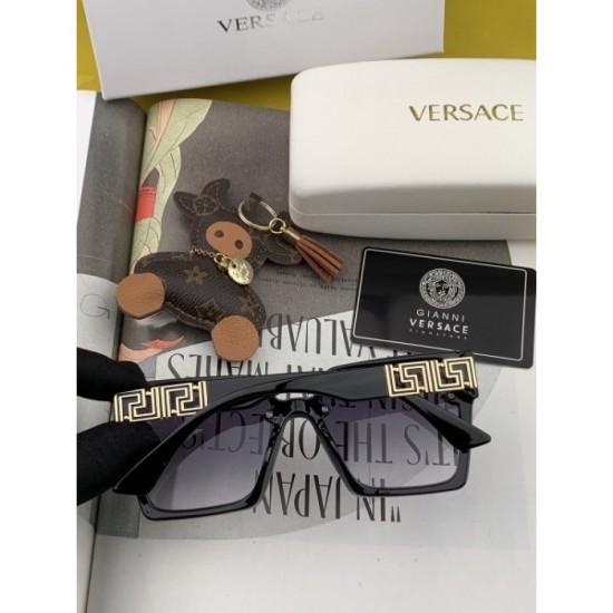 Sunglasses multicolor selectable 2022SS A must-have item for summer VERSACE Versace Sunglasses multicolor selectable 2022SS A must-have item for summer VERSACE Versace