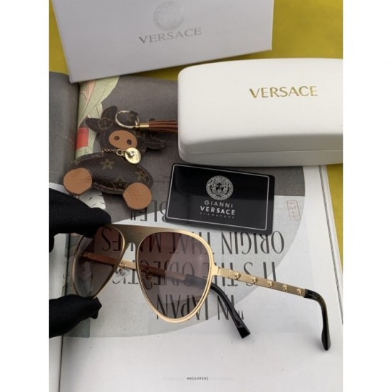 Two colors of sunglasses can be selected 2022SS Enjoy the latest summer style VERSACE Versace Two colors of sunglasses can be selected 2022SS Enjoy the latest summer style VERSACE Versace