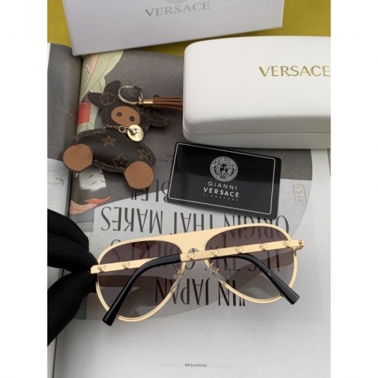 Two colors of sunglasses can be selected 2022SS Enjoy the latest summer style VERSACE Versace Two colors of sunglasses can be selected 2022SS Enjoy the latest summer style VERSACE Versace
