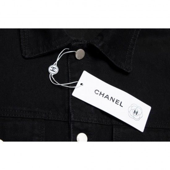 CHANEL Denim coat 2023FW Easy to style CHANEL Denim coat 2023FW Easy to style