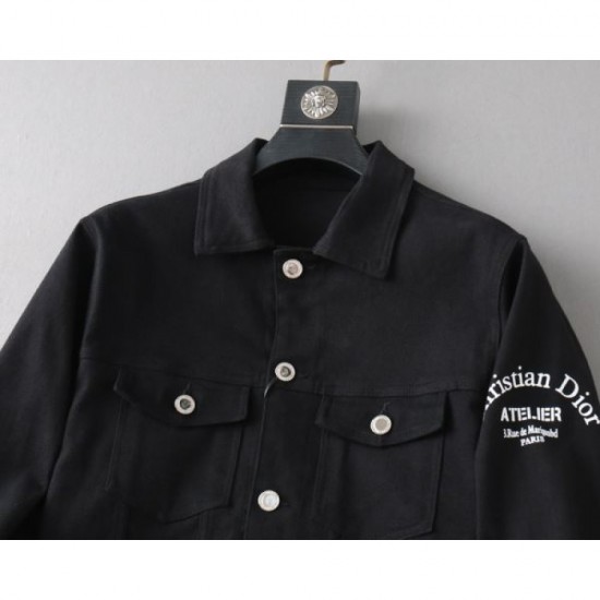 DIOR Dior jacket 2023FW Limited edition that can definitely be used in winter DIOR Dior jacket 2023FW Limited edition that can definitely be used in winter