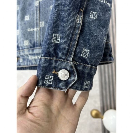 GIVENCHY Jacket 2023FW Perfect for winter coordination GIVENCHY Jacket 2023FW Perfect for winter coordination