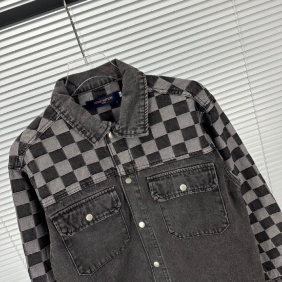 LOUIS VUITTON Louis Vuitton denim coat 2023FW coming soon to Japan LOUIS VUITTON Louis Vuitton denim coat 2023FW coming soon to Japan