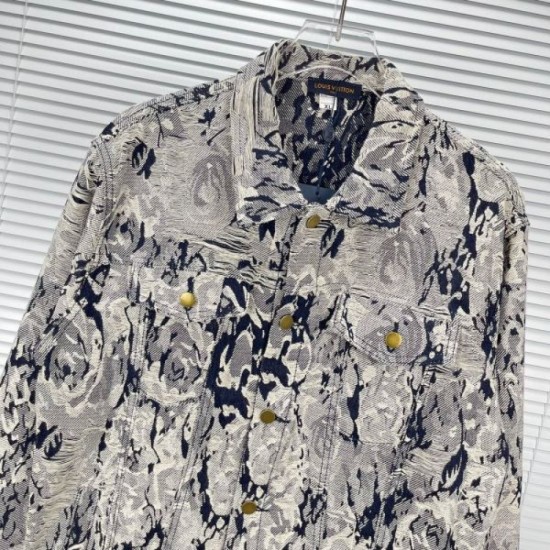 LOUIS VUITTON Louis Vuitton denim coat 2023FW Great as a gift LOUIS VUITTON Louis Vuitton denim coat 2023FW Great as a gift