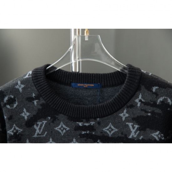 LOUIS VUITTON Sweater 2023FW I definitely want this winter LOUIS VUITTON Sweater 2023FW I definitely want this winter