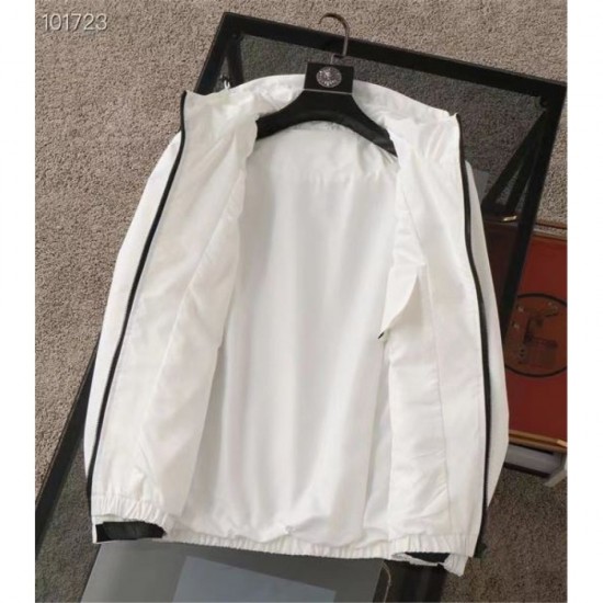 PRADA Prada coat 2023FW Recommended for the best new item in cost performance PRADA Prada coat 2023FW Recommended for the best new item in cost performance