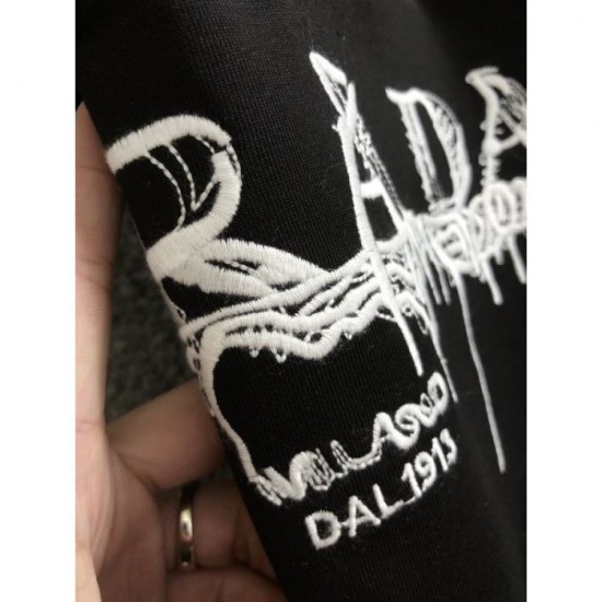 PRADA Pullover 2023FW New winter item that can create a new look PRADA Pullover 2023FW New winter item that can create a new look