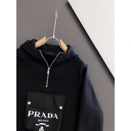 PRADA Prada Parka 2023FW New item this winter that you can take for granted PRADA Prada Parka 2023FW New item this winter that you can take for granted