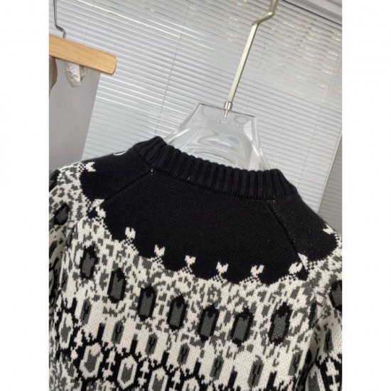 VALENTINO Sweater 2023FW Very popular overseas VALENTINO Sweater 2023FW Very popular overseas