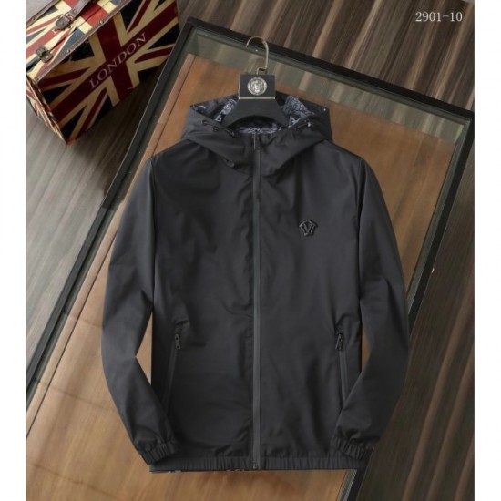 VERSACE Versace coat 2023SS has a neat feeling VERSACE Versace coat 2023SS has a neat feeling