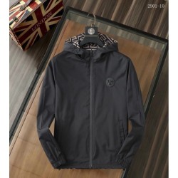 VERSACE Versace coat 2023SS becoming mainstream