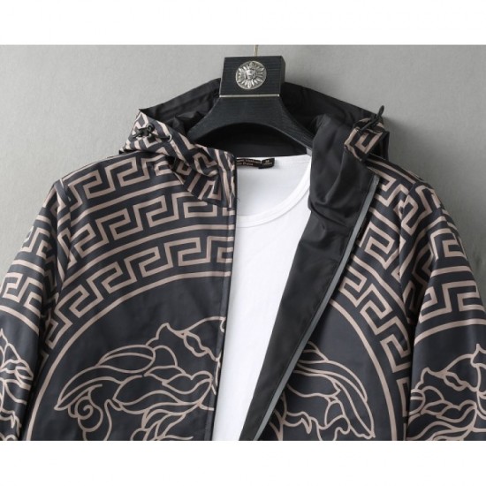 VERSACE Versace coat 2023SS becoming mainstream VERSACE Versace coat 2023SS becoming mainstream