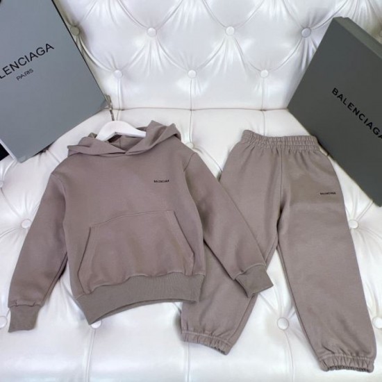 2023FW New masterpiece BALENCIAGA top and bottom set 2023FW New masterpiece BALENCIAGA top and bottom set