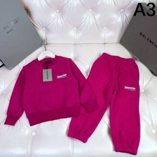 2023FW BALENCIAGA top and bottom set for a casual look 2023FW BALENCIAGA top and bottom set for a casual look