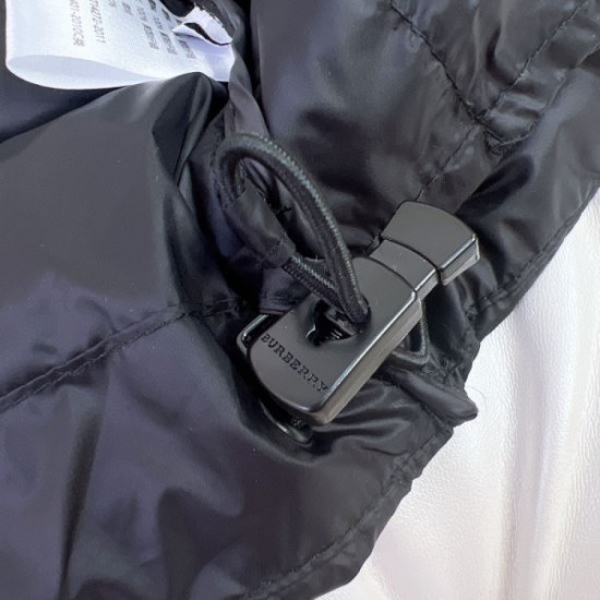 2023FW Now gaining attention BURBERRY Burberry down jacket vest 2023FW Now gaining attention BURBERRY Burberry down jacket vest