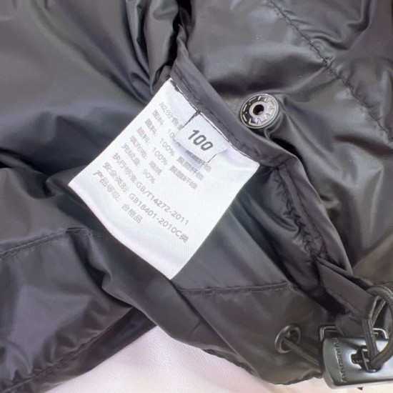 2023FW Now gaining attention BURBERRY Burberry down jacket vest 2023FW Now gaining attention BURBERRY Burberry down jacket vest