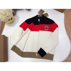 2023FW New favorite celebrities BURBERRY Burberry cardigan