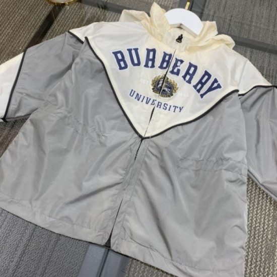 2023FW Fall/Winter Latest Works Sure to Sold Out BURBERRY Burberry Coat 2023FW Fall/Winter Latest Works Sure to Sold Out BURBERRY Burberry Coat