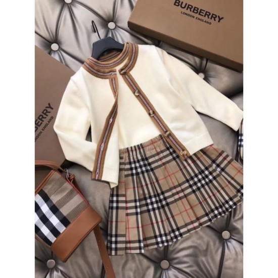 2023FW Outstanding Attractive Item BURBERRY Burberry Wool 3-piece Set 2023FW Outstanding Attractive Item BURBERRY Burberry Wool 3-piece Set