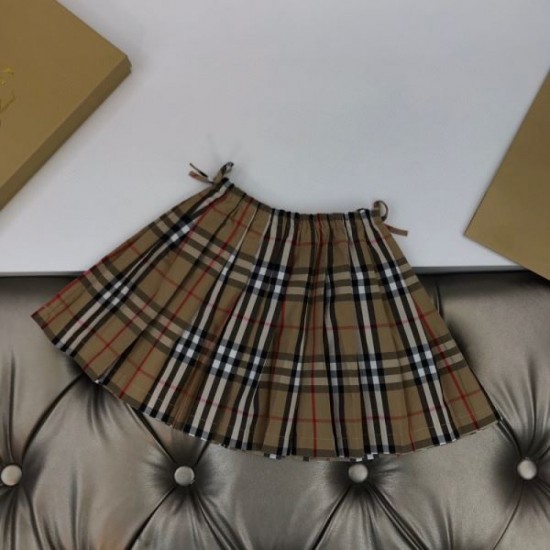 2023FW Outstanding Attractive Item BURBERRY Burberry Wool 3-piece Set 2023FW Outstanding Attractive Item BURBERRY Burberry Wool 3-piece Set