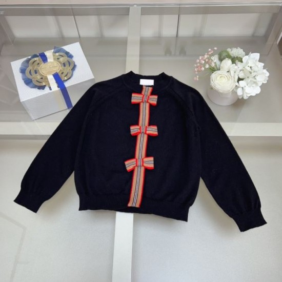 2023FW Popular item in magazines and on the streets BURBERRY Burberry wool 3-piece set 2023FW Popular item in magazines and on the streets BURBERRY Burberry wool 3-piece set