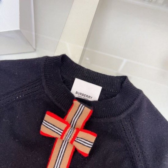 2023FW Popular item in magazines and on the streets BURBERRY Burberry wool 3-piece set 2023FW Popular item in magazines and on the streets BURBERRY Burberry wool 3-piece set