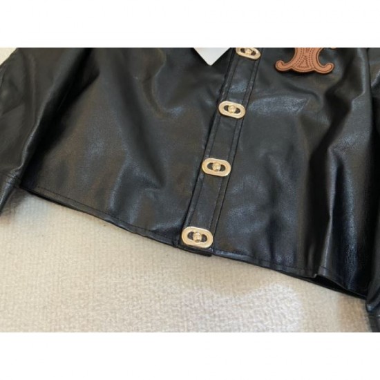 2023FW This season's explosively popular standard product CELINE Celine coat 2023FW This season's explosively popular standard product CELINE Celine coat