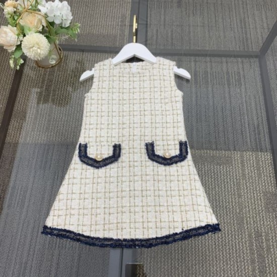 2023FW New CHANEL 2-piece set that has been featured in many magazines 2023FW New CHANEL 2-piece set that has been featured in many magazines