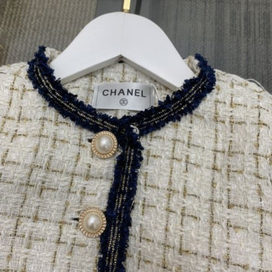 2023FW New CHANEL 2-piece set that has been featured in many magazines 2023FW New CHANEL 2-piece set that has been featured in many magazines