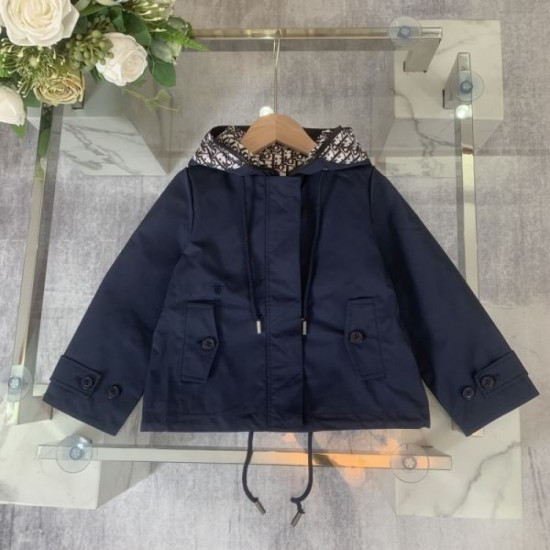 2023FW DIOR trench coat that makes it easy to style 2023FW DIOR trench coat that makes it easy to style