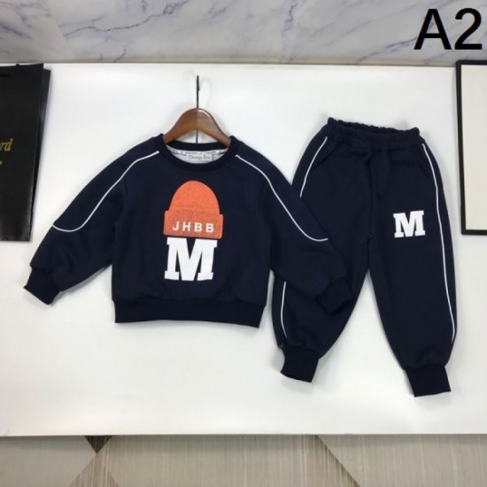 New item in the 2023FW fall/winter collection DIOR top and bottom set New item in the 2023FW fall/winter collection DIOR top and bottom set