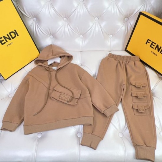 2023FW Item with perfect presence FENDI top and bottom set 2023FW Item with perfect presence FENDI top and bottom set