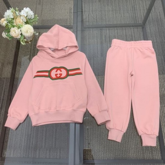 2023FW GUCCI top and bottom set loved by celebrities and celebrities 2023FW GUCCI top and bottom set loved by celebrities and celebrities
