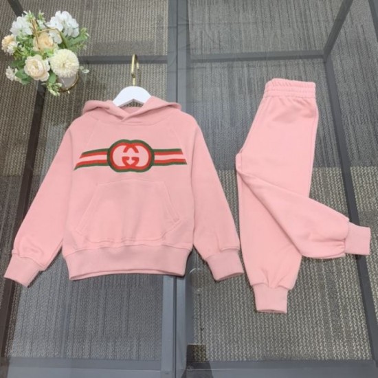 2023FW GUCCI top and bottom set loved by celebrities and celebrities 2023FW GUCCI top and bottom set loved by celebrities and celebrities