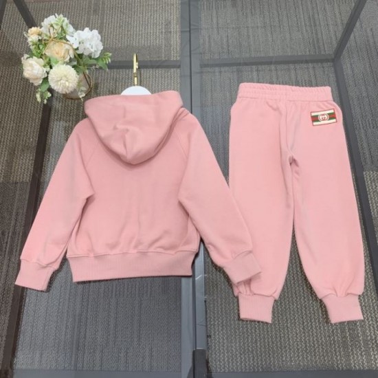 2023FW GUCCI top and bottom set loved by celebrities and celebrities 2023FW GUCCI top and bottom set loved by celebrities and celebrities