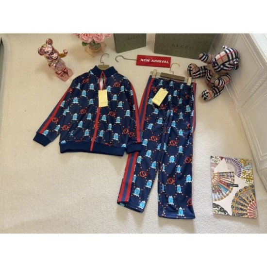2023FW GUCCI top and bottom set, highly practical for daily use 2023FW GUCCI top and bottom set, highly practical for daily use