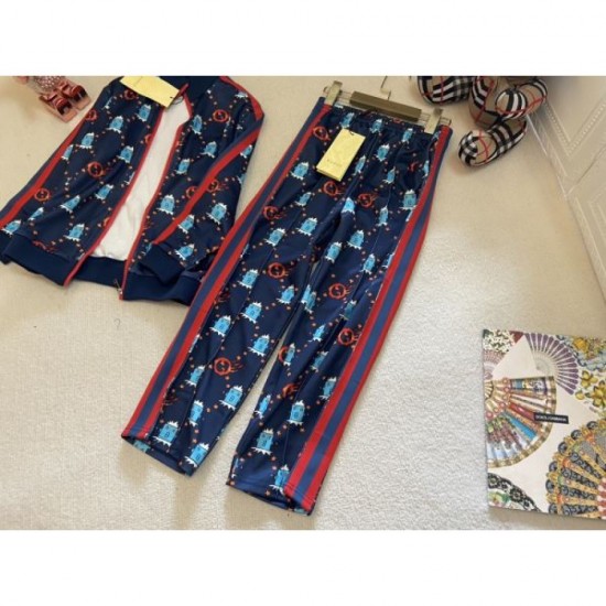 2023FW GUCCI top and bottom set, highly practical for daily use 2023FW GUCCI top and bottom set, highly practical for daily use