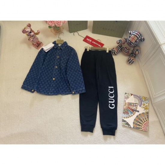 2023FW Celebrities are obsessed with the brand's new GUCCI top and bottom set 2023FW Celebrities are obsessed with the brand's new GUCCI top and bottom set