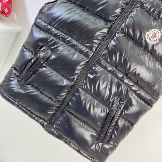 2023FW MONCLER Must-have down jacket vest 2023FW MONCLER Must-have down jacket vest