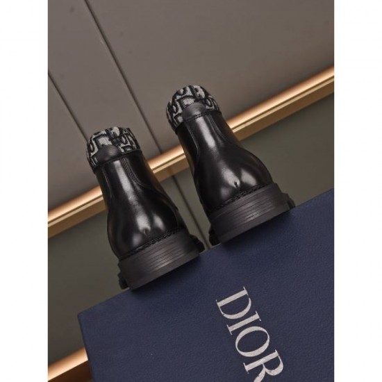 2023FW is gaining popularity! Stylish new DIOR boots 2023FW is gaining popularity! Stylish new DIOR boots