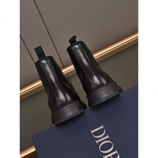 Check out the trends of the 2023FW season DIOR Dior boots Check out the trends of the 2023FW season DIOR Dior boots